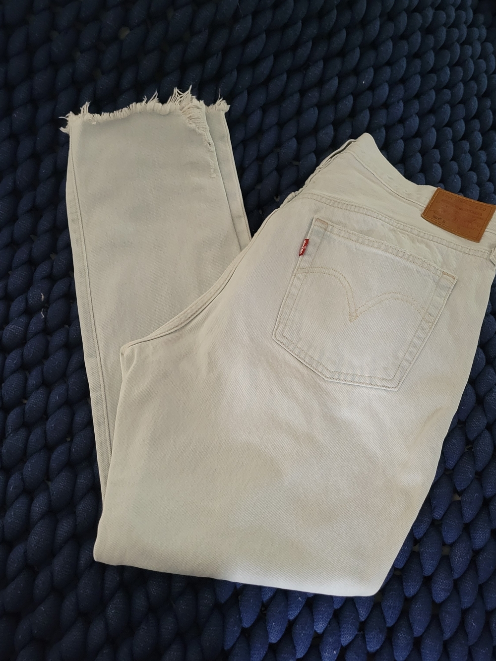 Levi's Light Wash Skinny Jeans with Frayed Hem